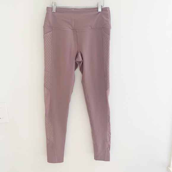 Victoria's Secret Pants - Victoria’s Sport Mauve knockout mesh leggings S